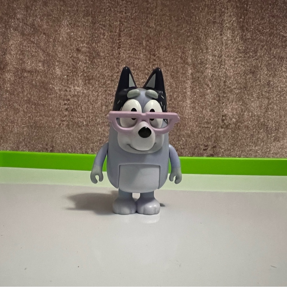 Nana Figurine
